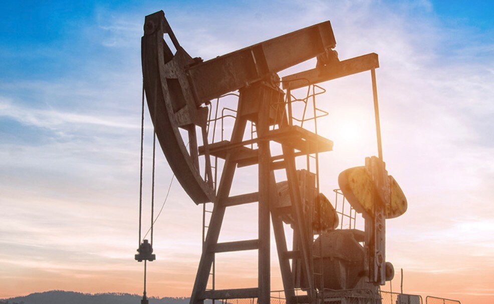 在供应紧缩下WTI原油期货逆价差的解读